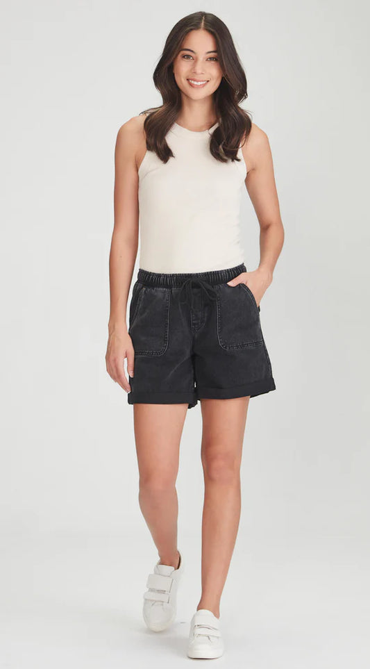 Junkfood Maggie Shorts - Black